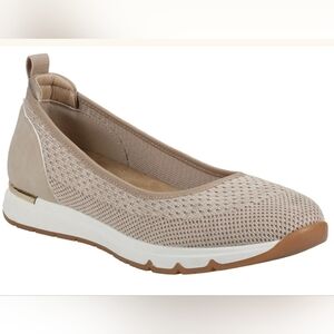124. NWT - Josef Seibel Naomi Slip-On Shoe